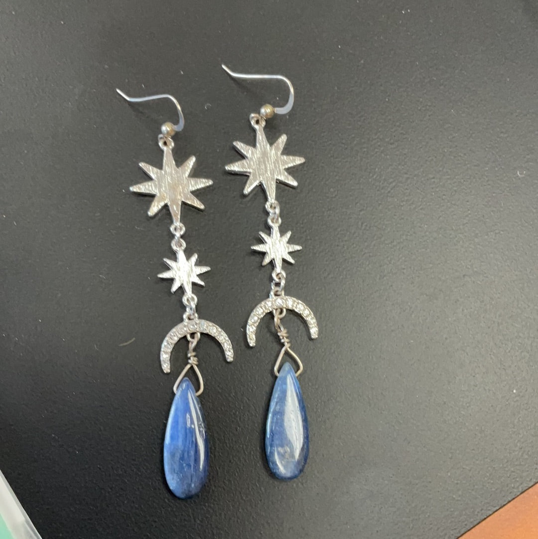 J12 - VFF Moon / Star Earrings