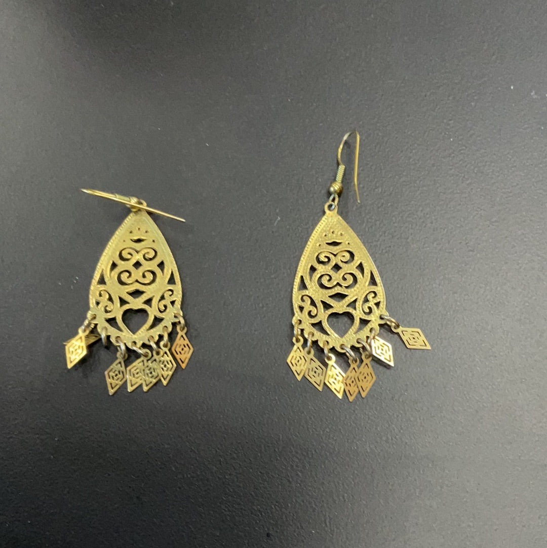 J23 - Vintage Earrings