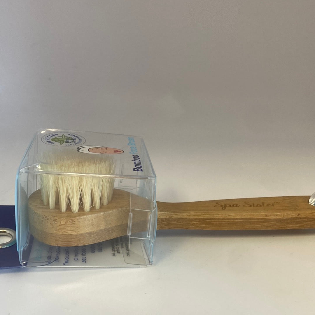 SS9 - Exfoliating Face Brush